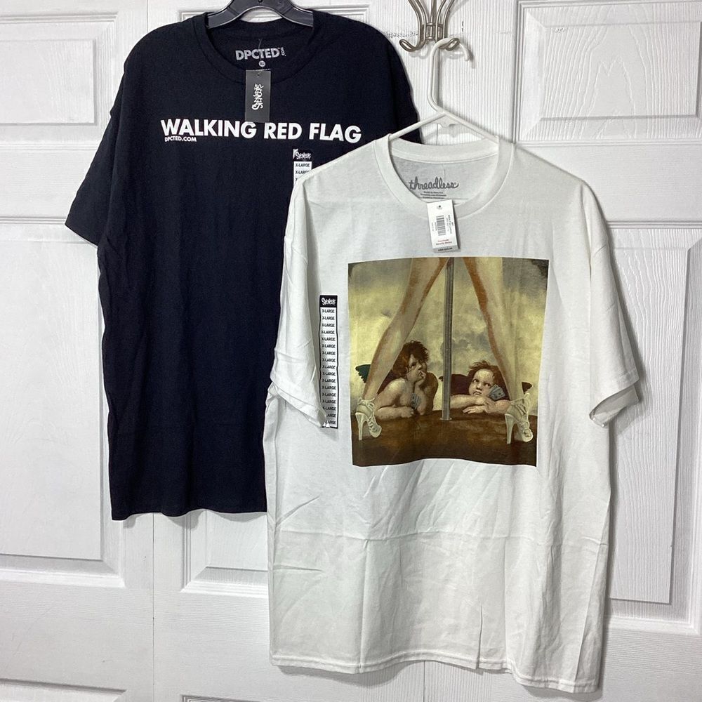 Walking Red Flag T-Shirt Angels In Strip Club T-Shirt Spencers Graphic T XL NWT